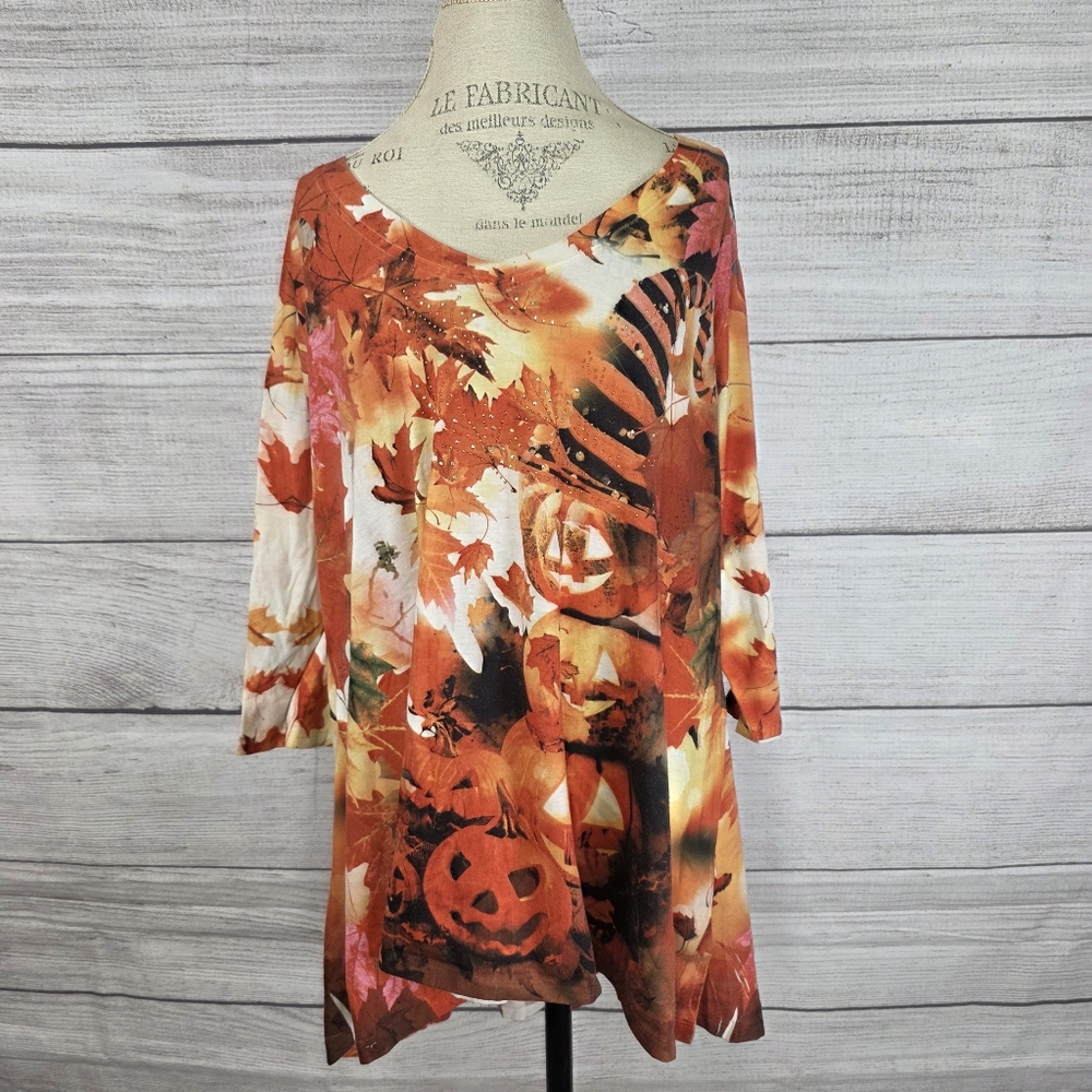 Live And Let Live Halloween Autumn Leaves and Pumpkin Jack-o-lanterns Tunic